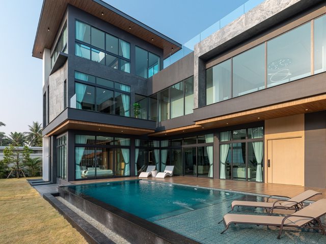 Private Pool