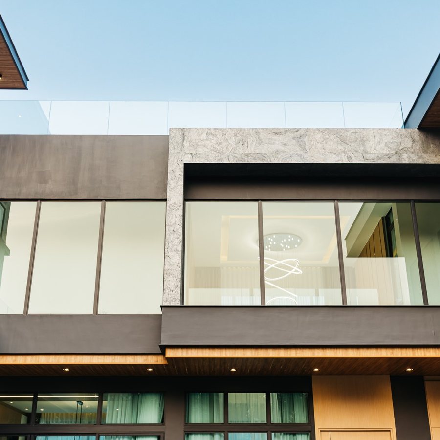 Sylva — rooftop glass balustrade detail